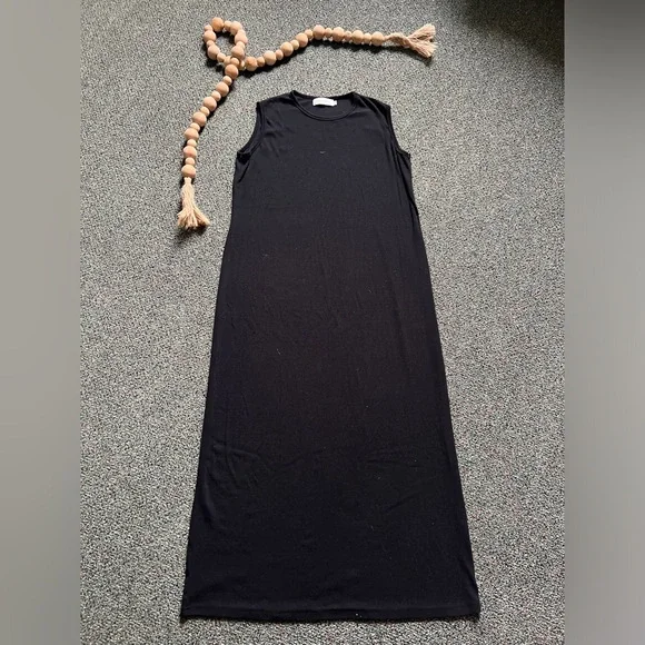 Modest Black Ribbed Stretchy Sleeveless Layering Round High Neck Maxi Midi Dress - Picture 7 of 16